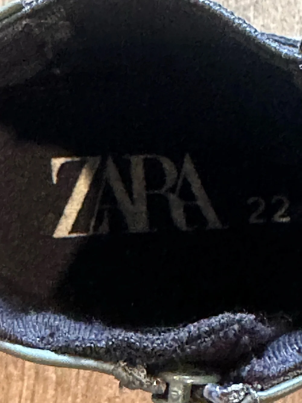 Zara Kids Gray Chelsea Ankle Boots – EU 22. US Size Toddler 6.